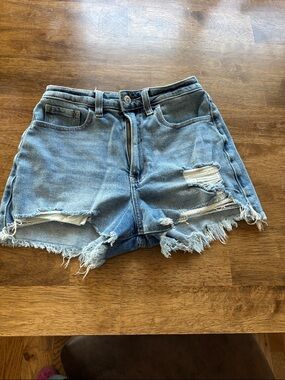 Hollister California Ultra High-Rise Mom Short 3” Hollister Vintage Stretch